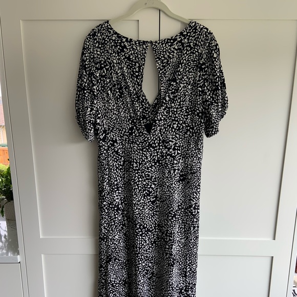 Black & W Short Sleeve Anthropologie Midi Dress - Picture 3 of 6